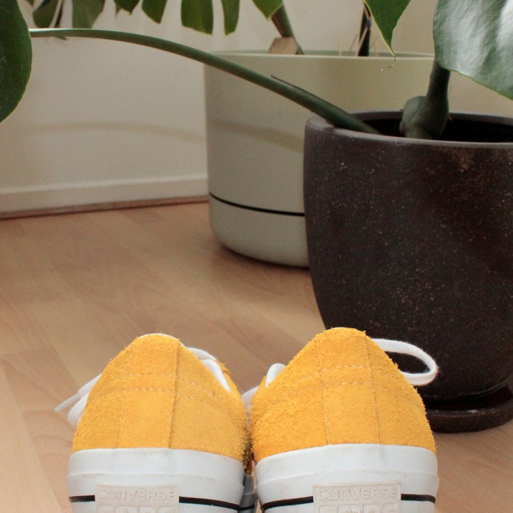 Converse One Stars - Yellow Womens AU 10 - Picture 4 of 6